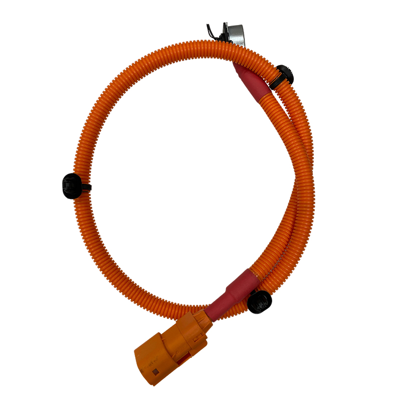 How do new energy wiring harnesses ensure safe isolation during high-voltage power transmission through high-insulation materials and shielding structures?