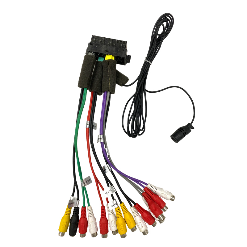 How can the wiring design of a vehicle wiring harness avoid signal interference and mechanical wear?